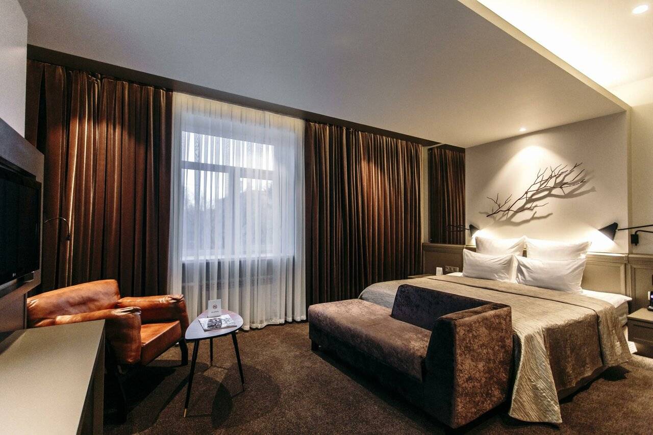 Номер делюкс с 1 двуспальной кроватью